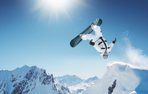 爱游戏网站-意甲转会风云：迈阿密热火盯上锋线强援，约基奇或成交易筹码